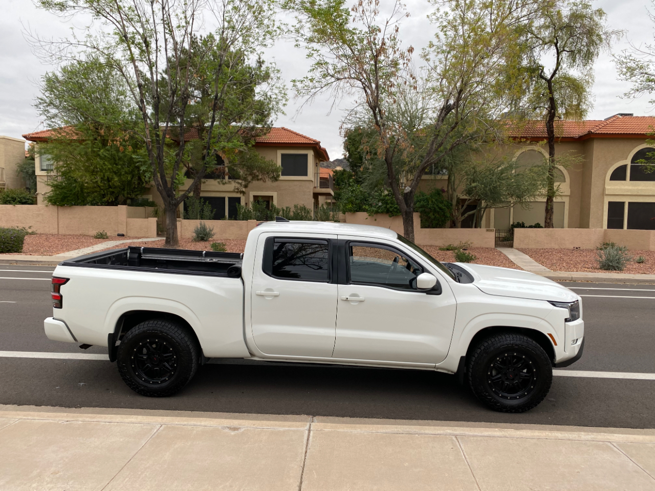 Nissan Frontier Crew Cab 4x4 SV Auto 2024
