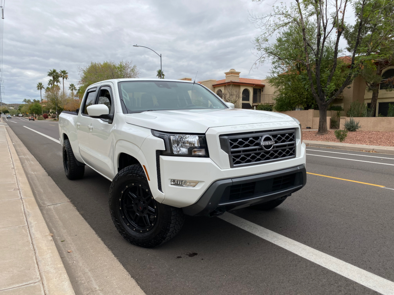 Nissan Frontier Crew Cab 4x4 SV Auto 2024
