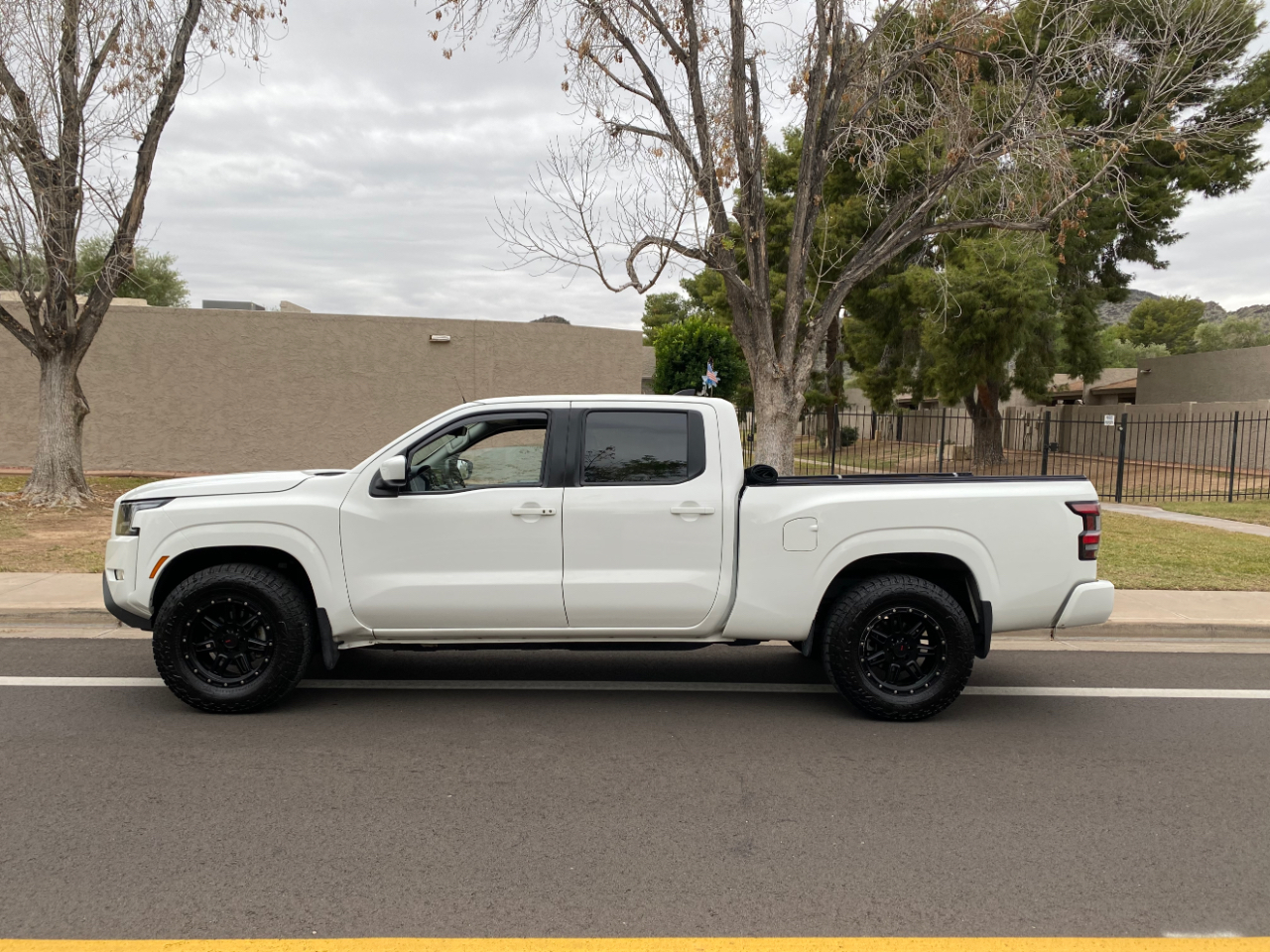 Nissan Frontier Crew Cab 4x4 SV Auto 2024