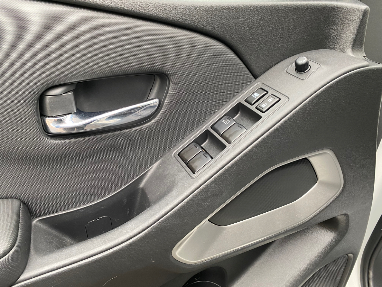 Nissan Frontier Crew Cab 4x4 SV Auto 2024