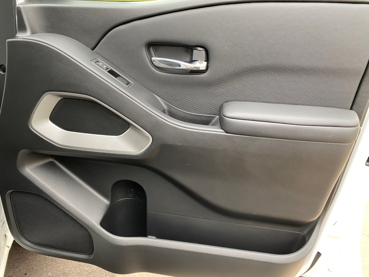 Nissan Frontier Crew Cab 4x4 SV Auto 2024