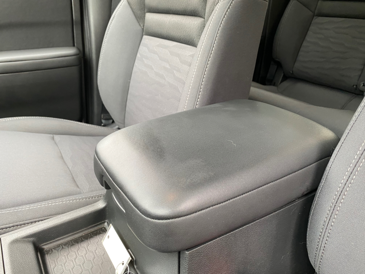 Nissan Frontier Crew Cab 4x4 SV Auto 2024