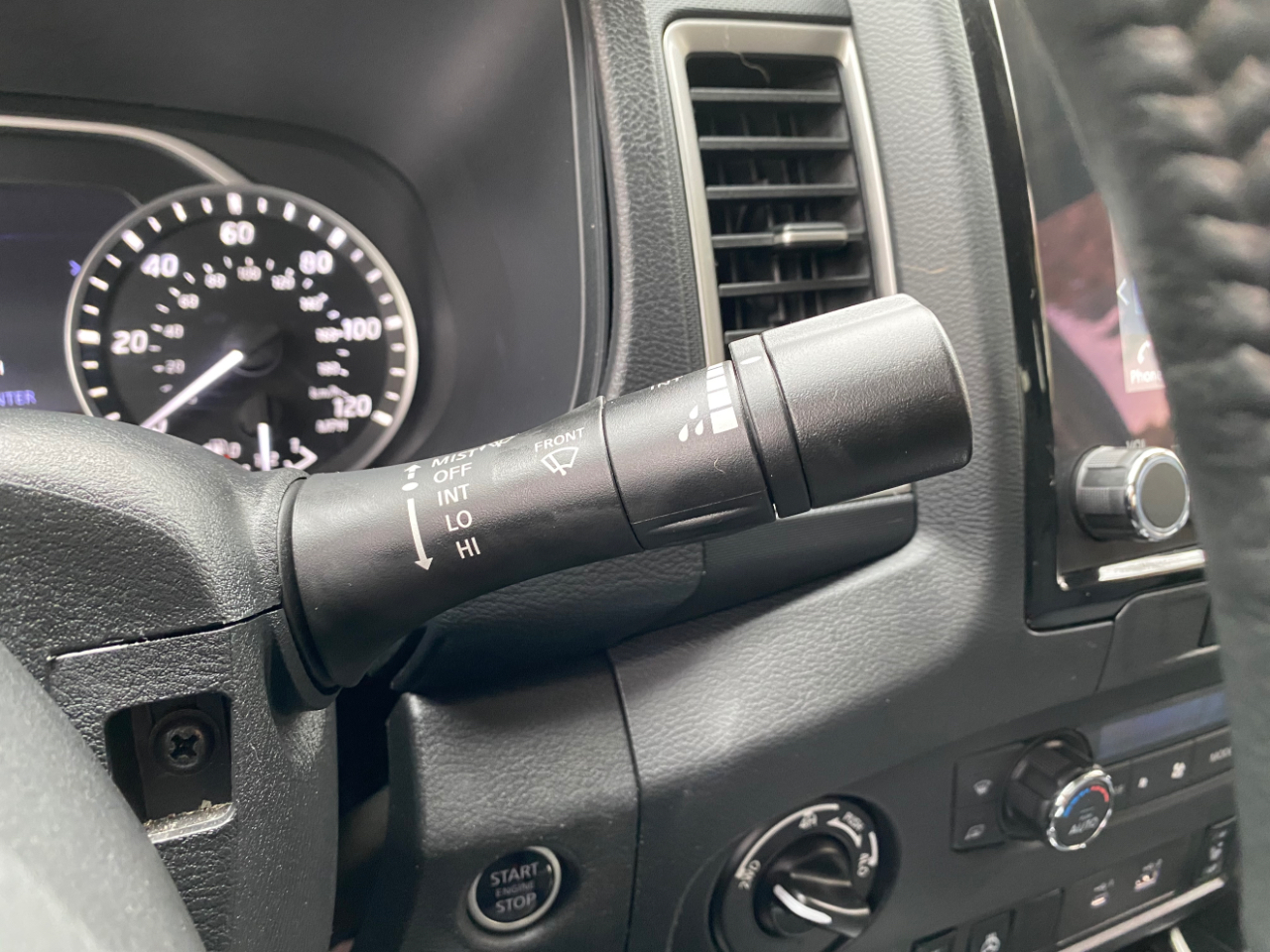 Nissan Frontier Crew Cab 4x4 SV Auto 2024