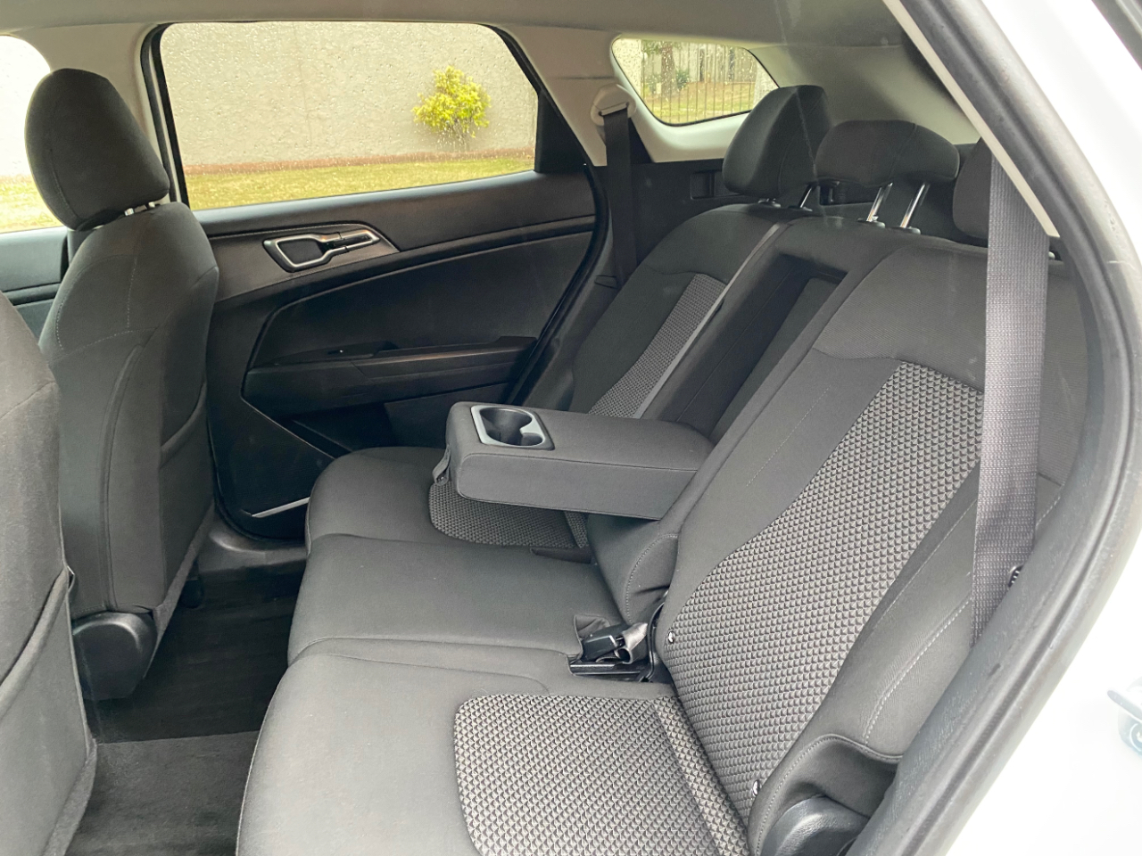 Kia Sportage LX FWD 2024