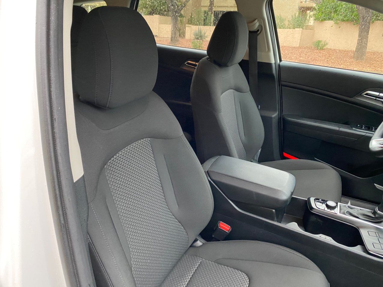 Kia Sportage LX FWD 2024