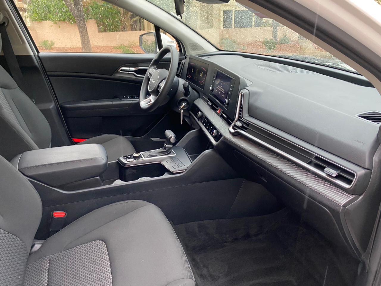 Kia Sportage LX FWD 2024