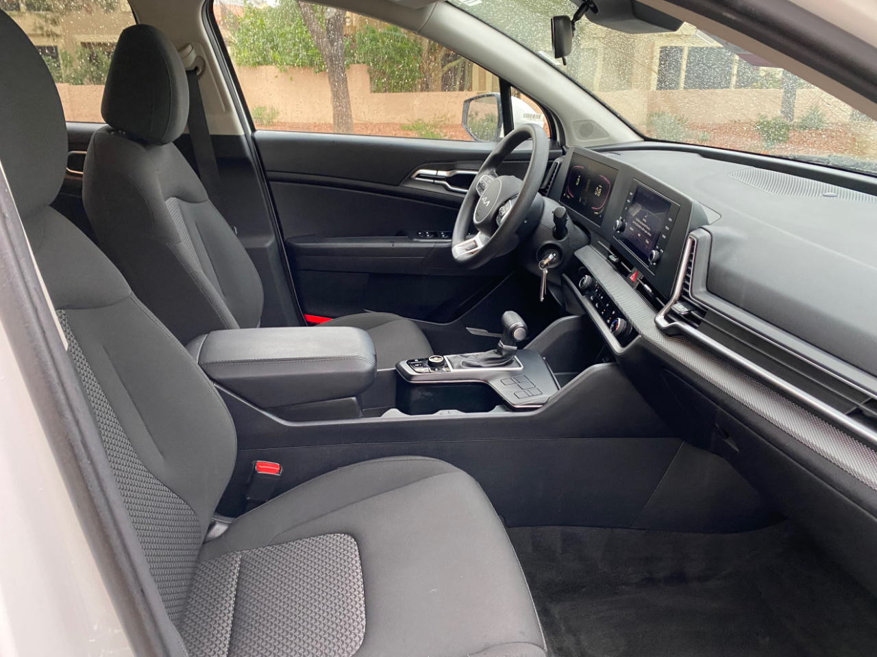 Kia Sportage LX FWD 2024