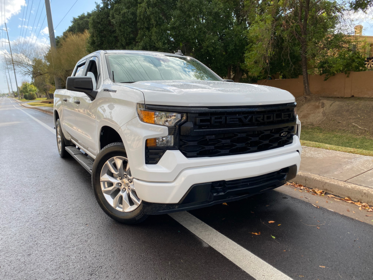 Chevrolet Silverado 1500 2WD Crew Cab 147" Custom 2024