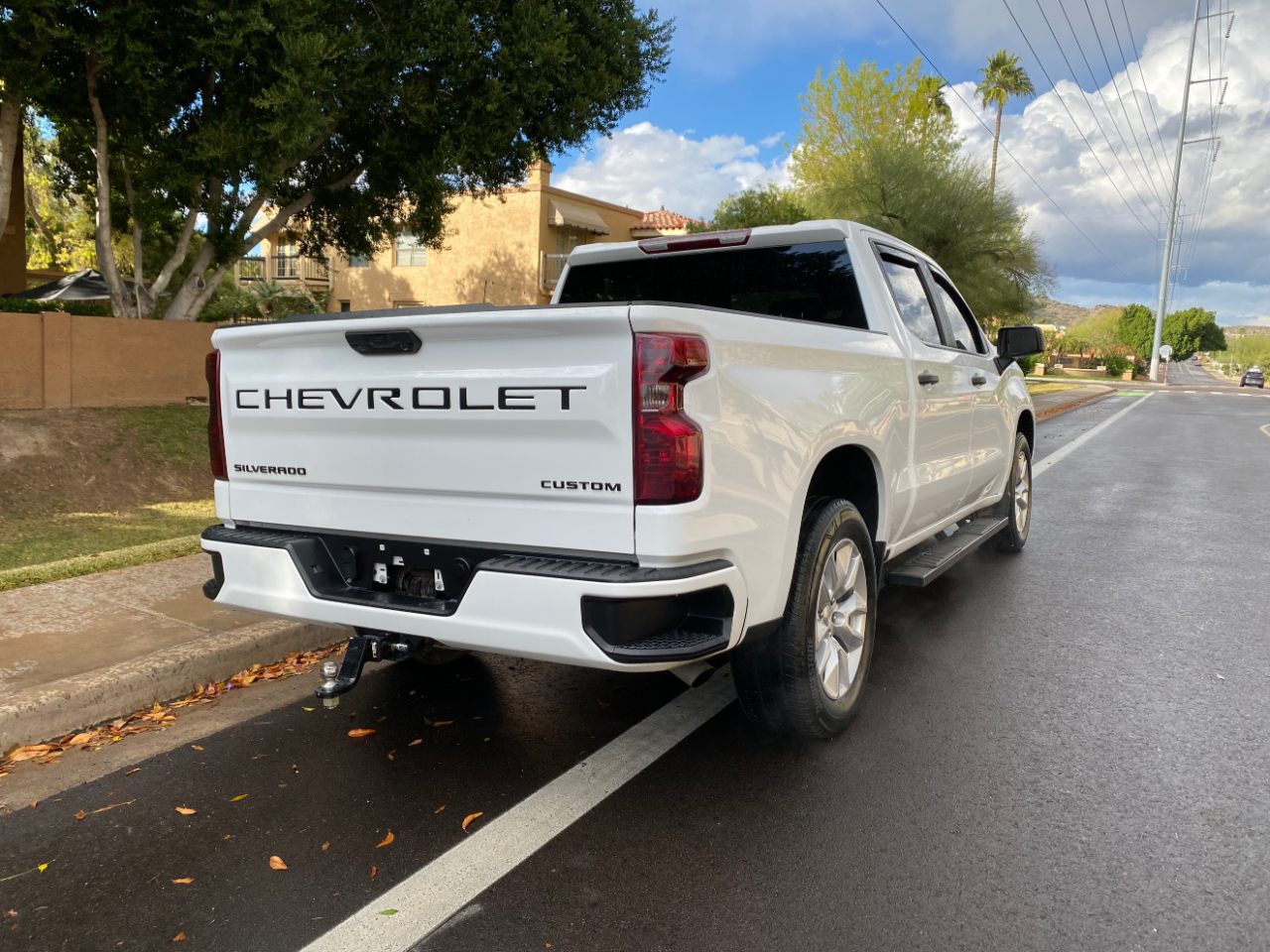 Chevrolet Silverado 1500 2WD Crew Cab 147" Custom 2024