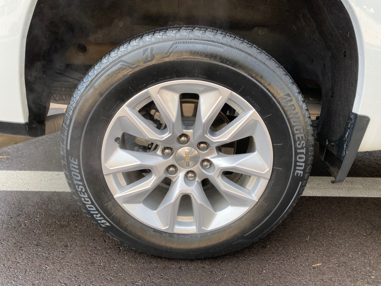 Chevrolet Silverado 1500 2WD Crew Cab 147" Custom 2024