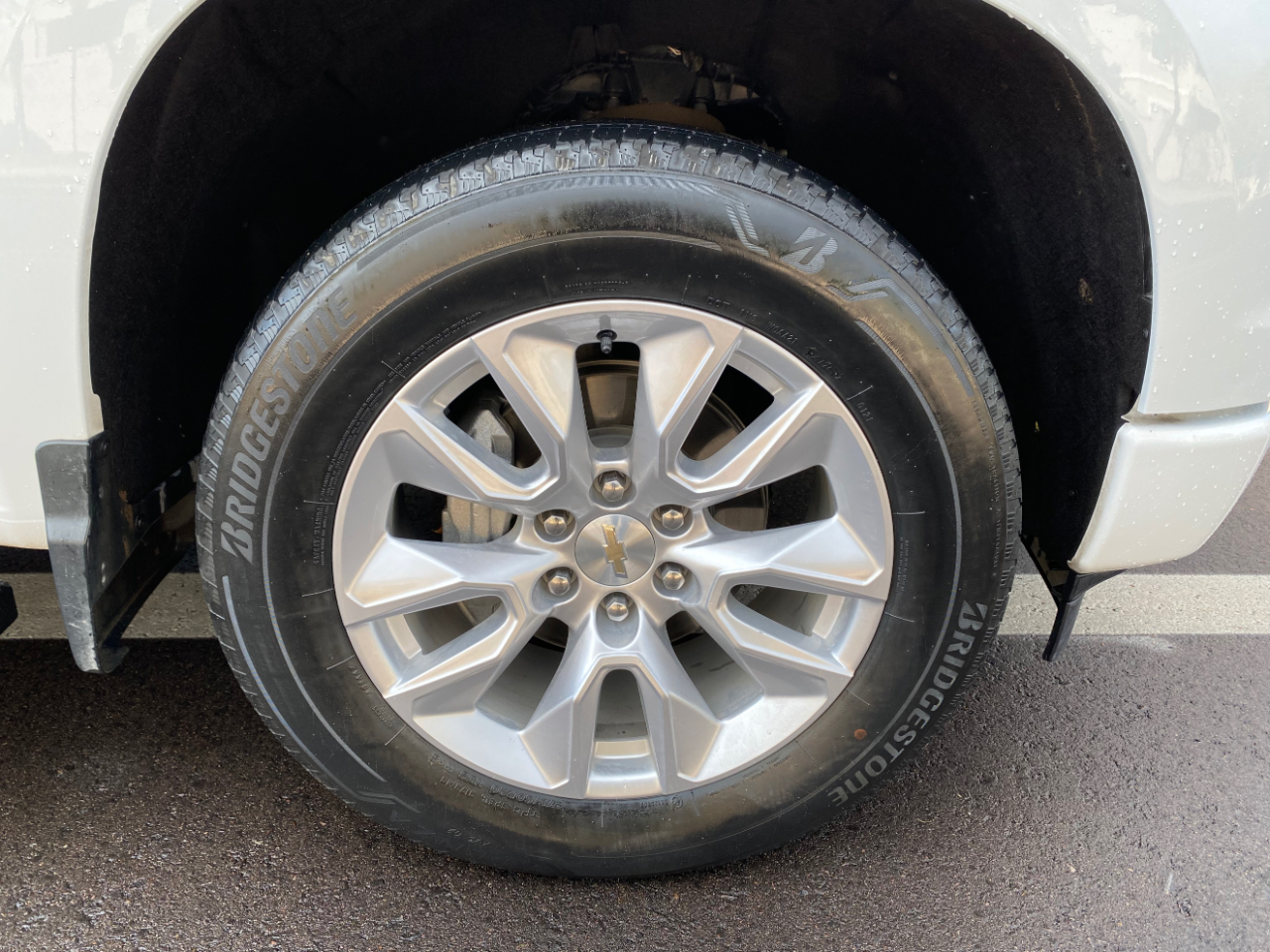 Chevrolet Silverado 1500 2WD Crew Cab 147" Custom 2024