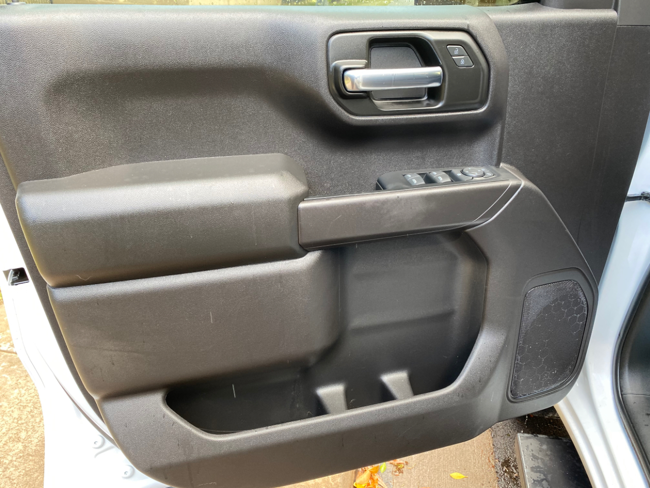 Chevrolet Silverado 1500 2WD Crew Cab 147" Custom 2024