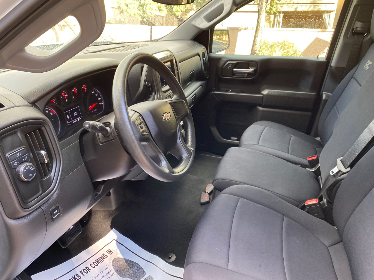 Chevrolet Silverado 1500 2WD Crew Cab 147" Custom 2024