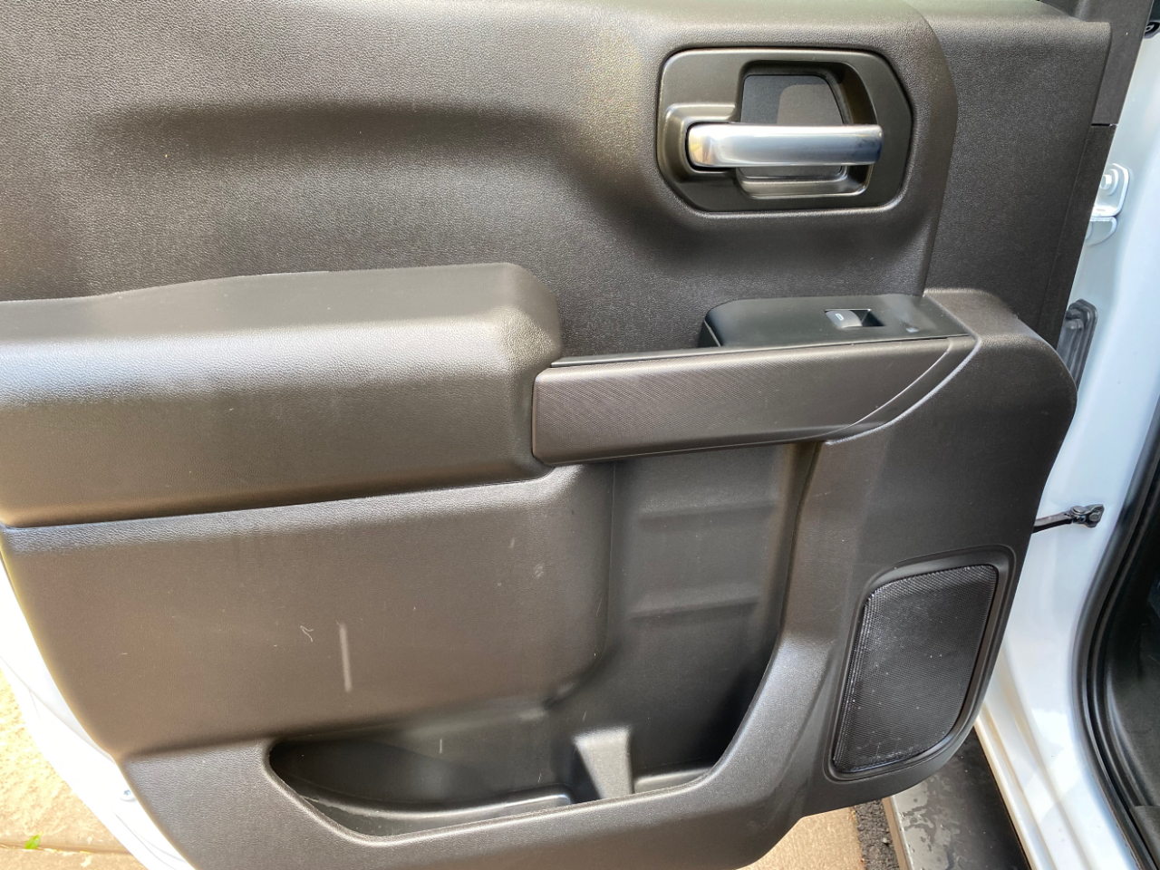 Chevrolet Silverado 1500 2WD Crew Cab 147" Custom 2024