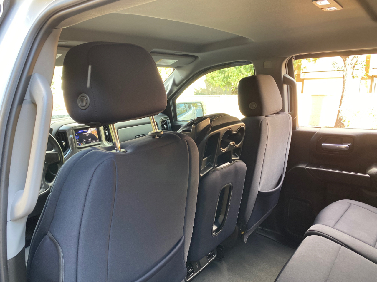 Chevrolet Silverado 1500 2WD Crew Cab 147" Custom 2024