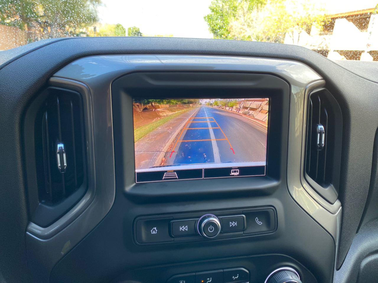 Chevrolet Silverado 1500 2WD Crew Cab 147" Custom 2024