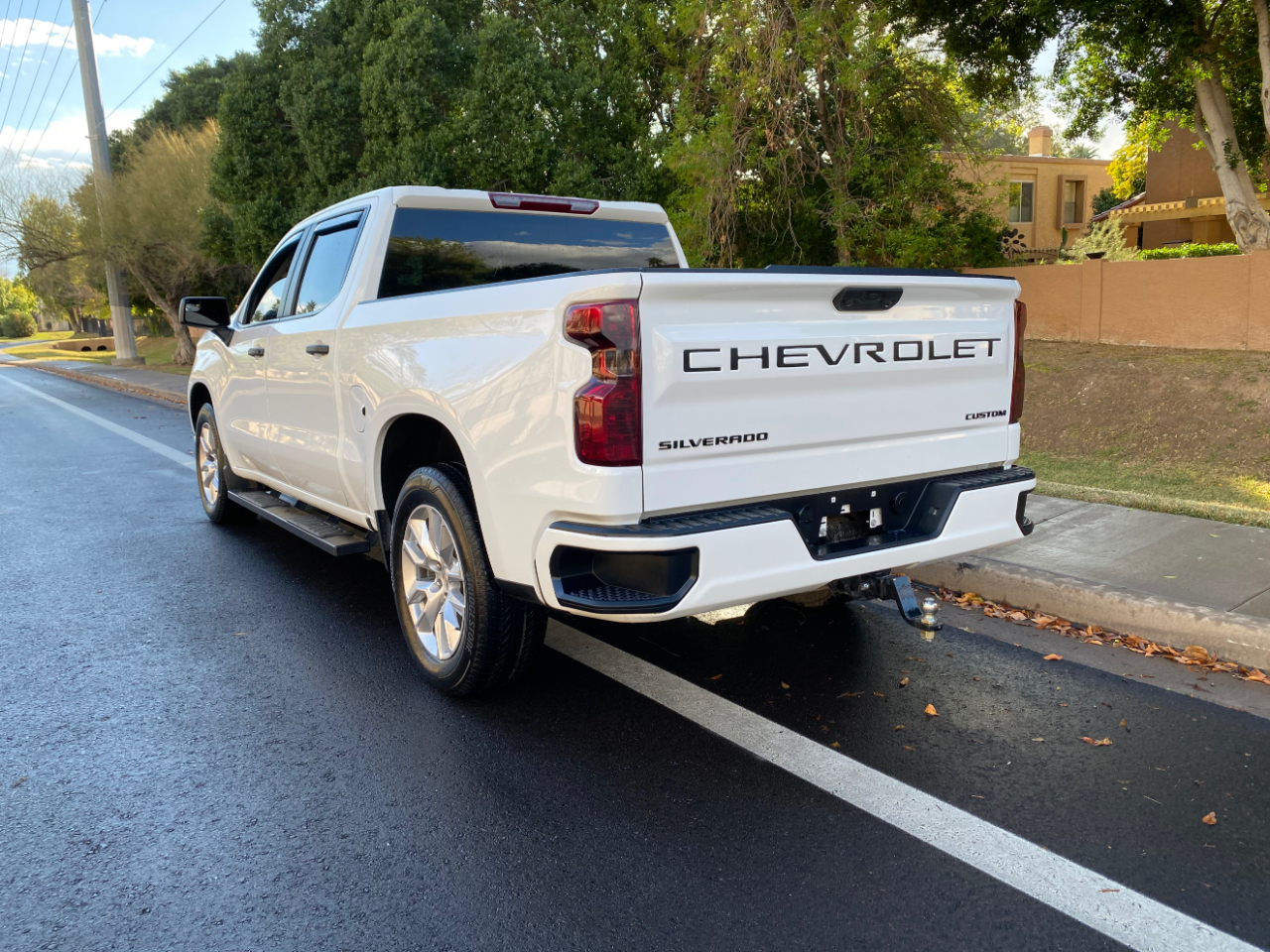 Chevrolet Silverado 1500 2WD Crew Cab 147" Custom 2024