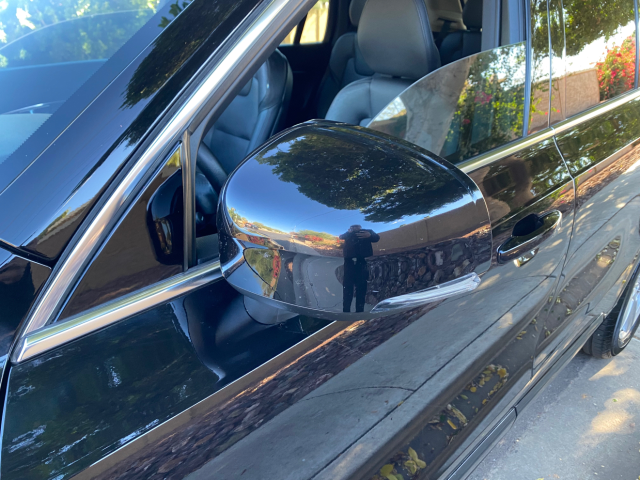 Volvo XC90 T6 AWD Momentum 6 Passenger 2020