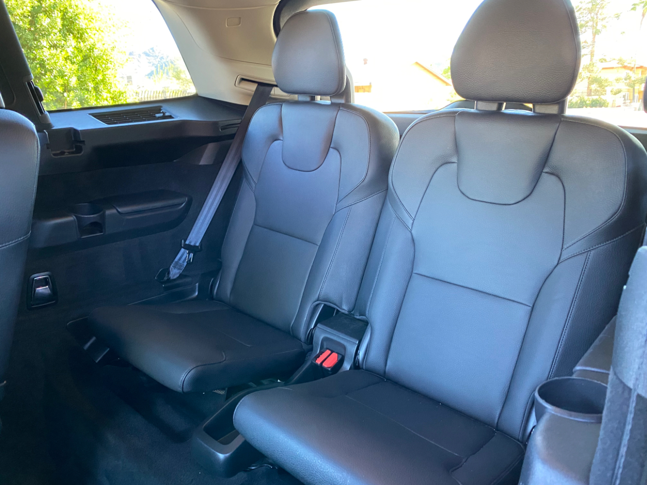 Volvo XC90 T6 AWD Momentum 6 Passenger 2020