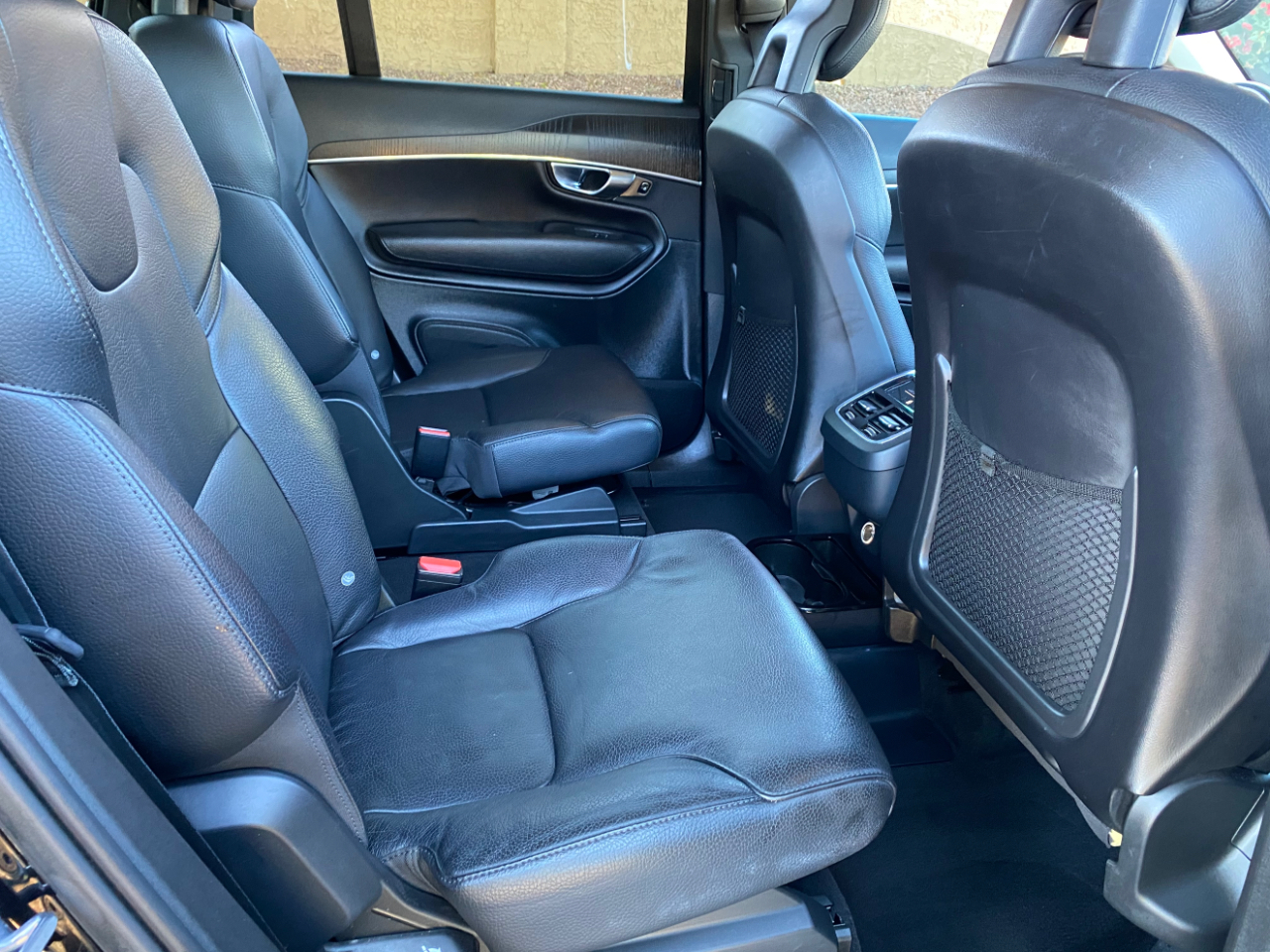 Volvo XC90 T6 AWD Momentum 6 Passenger 2020