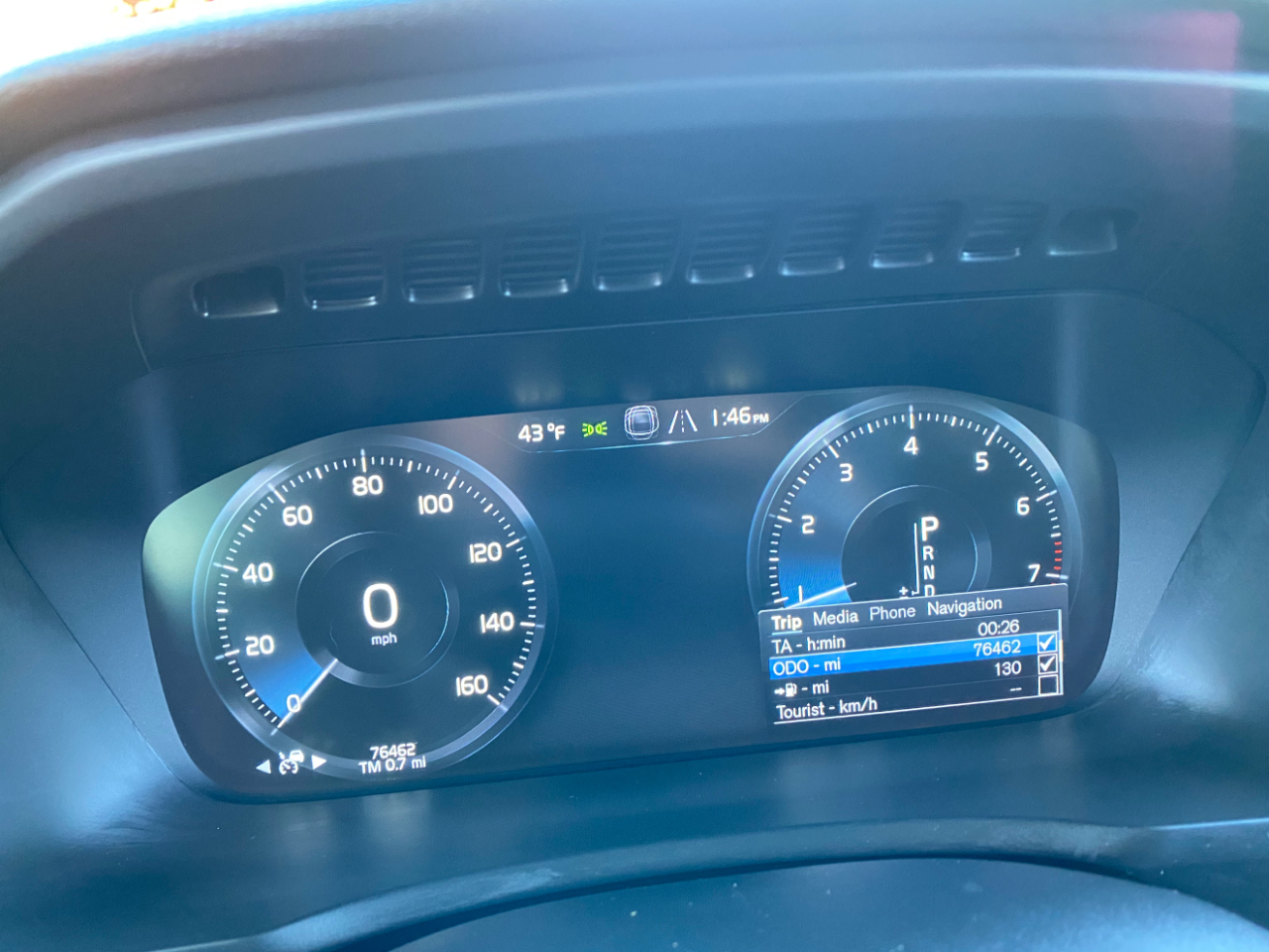 Volvo XC90 T6 AWD Momentum 6 Passenger 2020