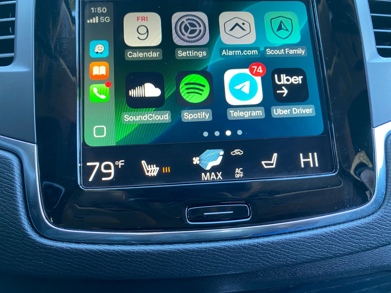 Volvo XC90 T6 AWD Momentum 6 Passenger 2020