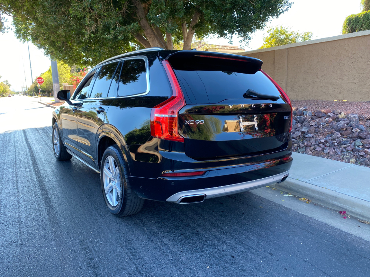 Volvo XC90 T6 AWD Momentum 6 Passenger 2020