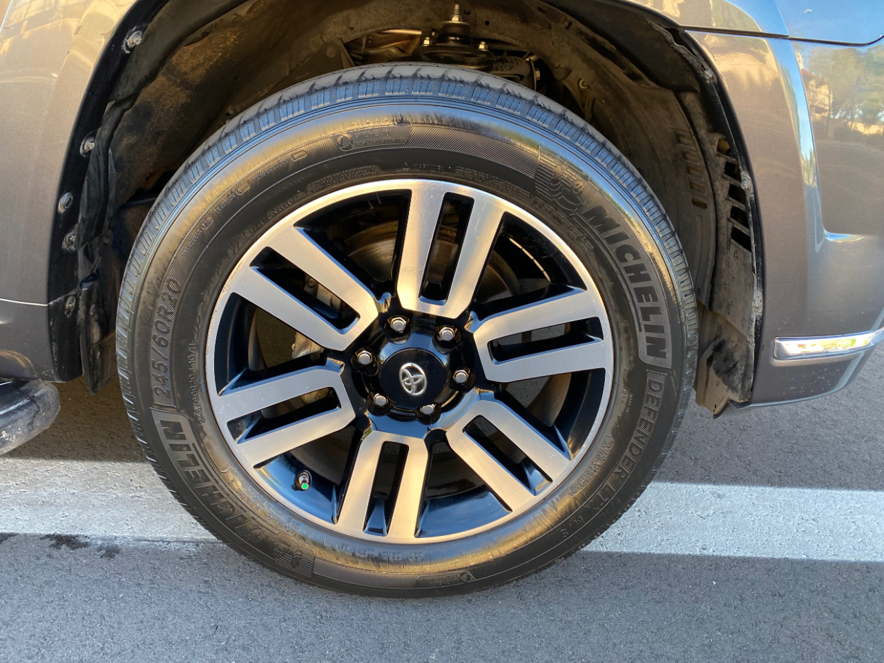 Toyota 4Runner Limited V6 2WD 2015