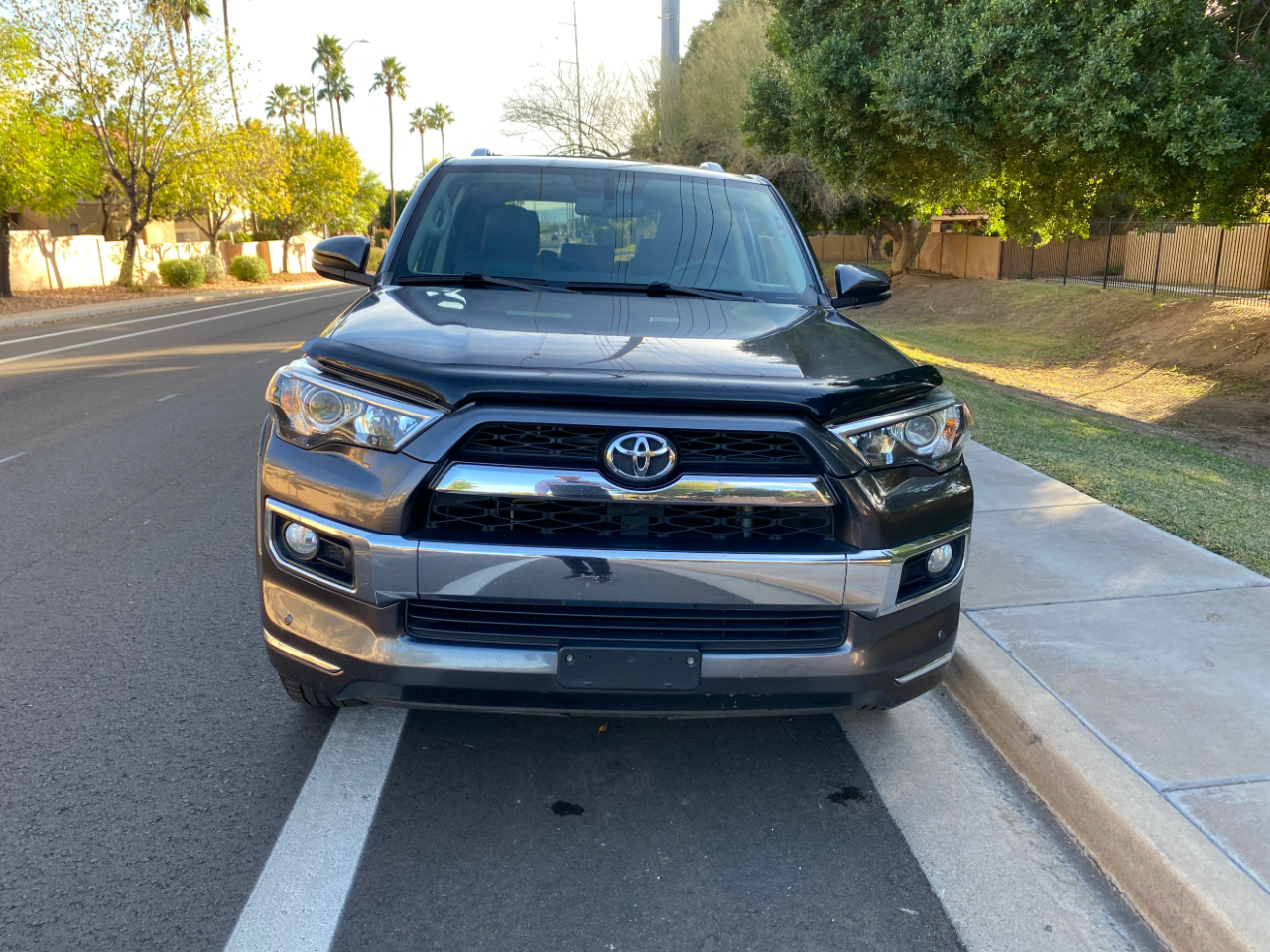 Toyota 4Runner Limited V6 2WD 2015
