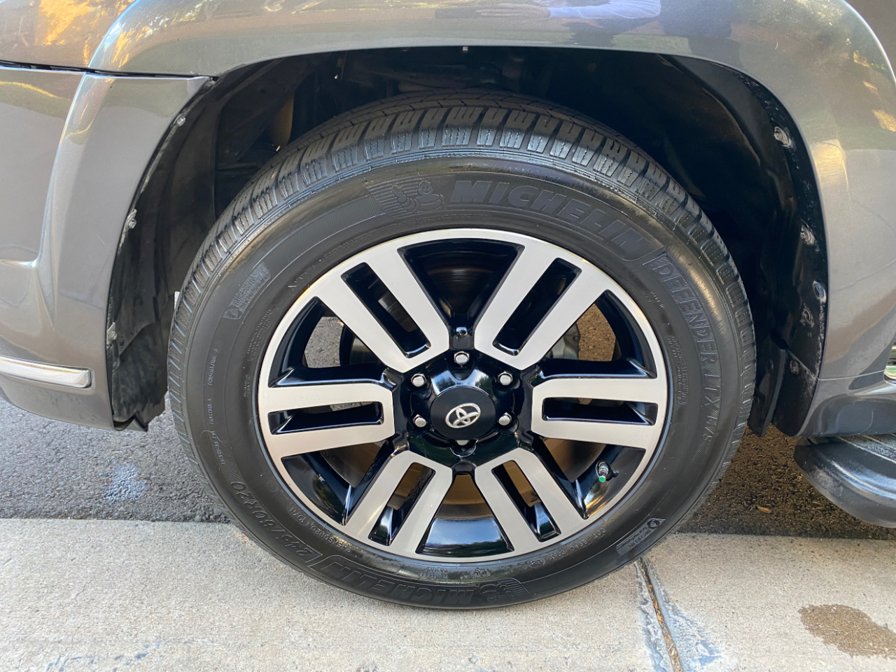 Toyota 4Runner Limited V6 2WD 2015