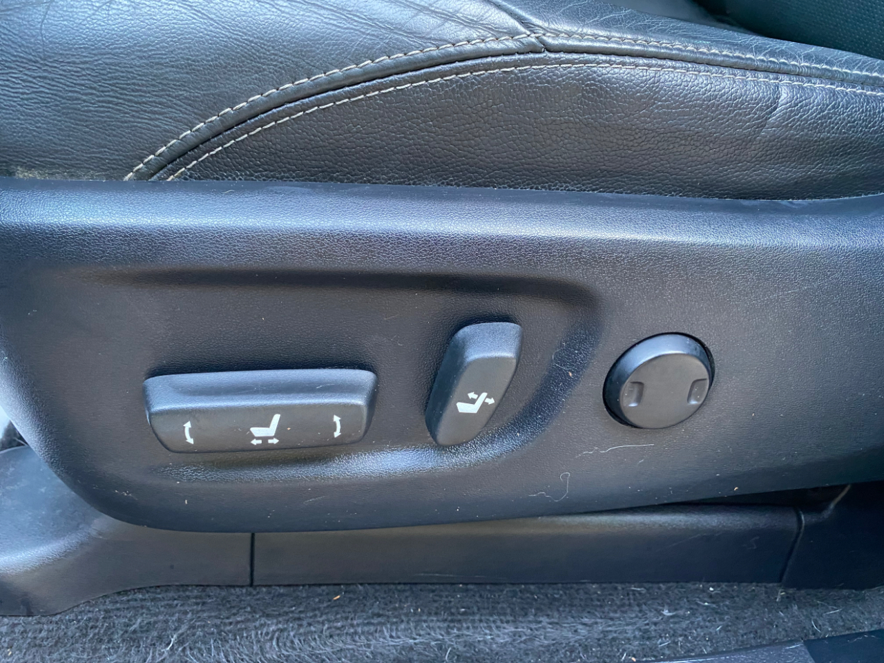 Toyota 4Runner Limited V6 2WD 2015