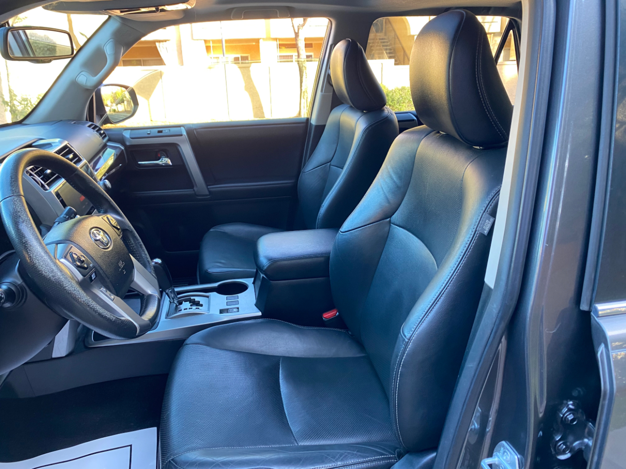 Toyota 4Runner Limited V6 2WD 2015