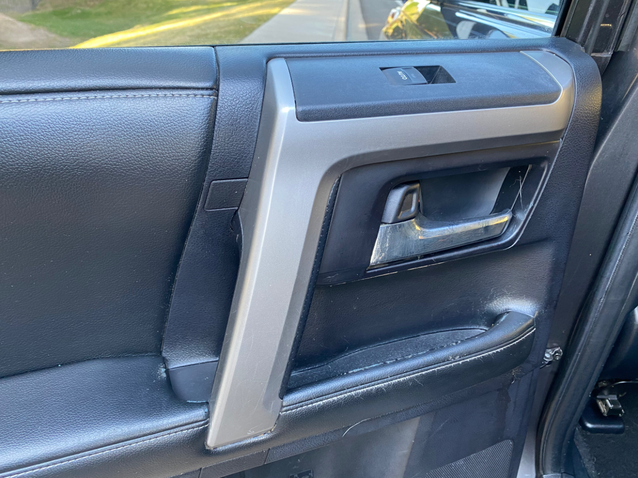 Toyota 4Runner Limited V6 2WD 2015