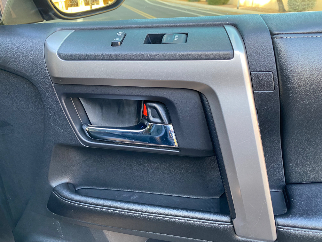 Toyota 4Runner Limited V6 2WD 2015