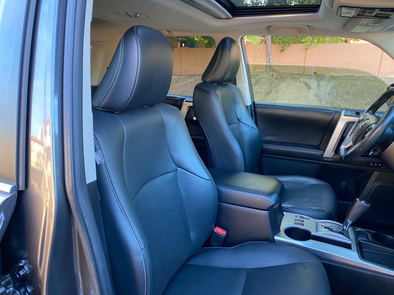 Toyota 4Runner Limited V6 2WD 2015