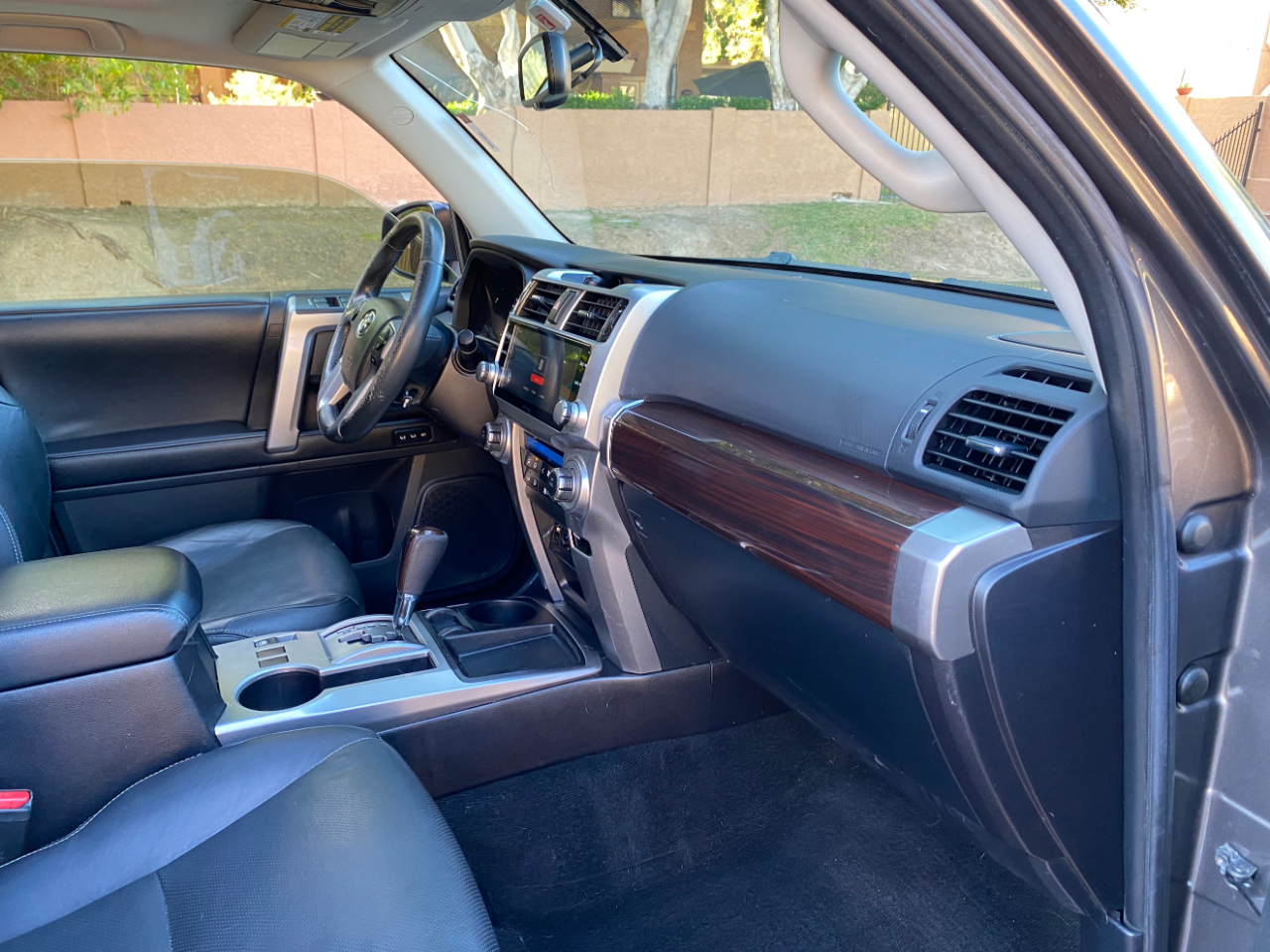 Toyota 4Runner Limited V6 2WD 2015