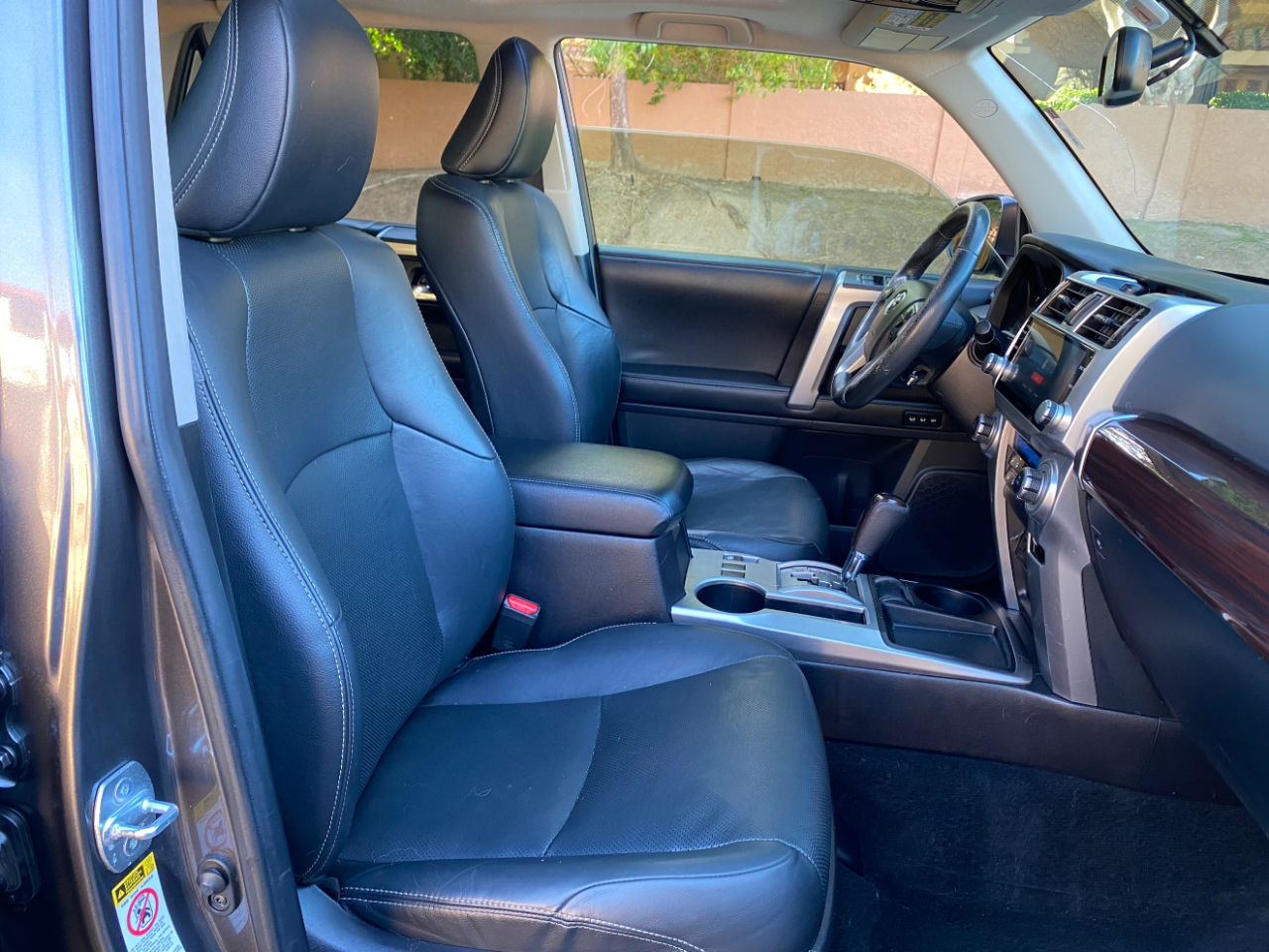 Toyota 4Runner Limited V6 2WD 2015