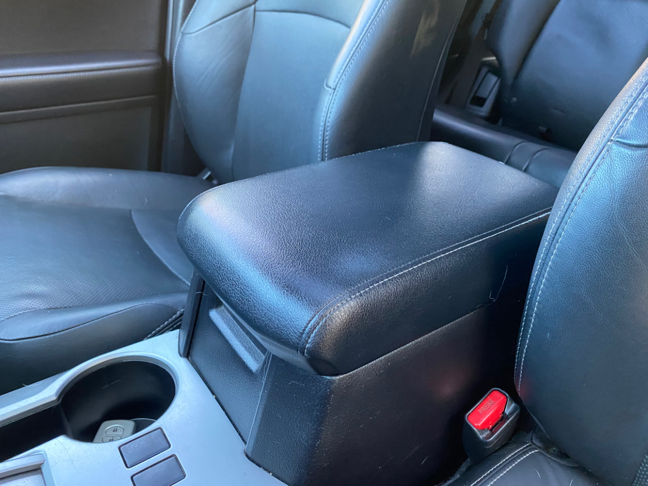 Toyota 4Runner Limited V6 2WD 2015