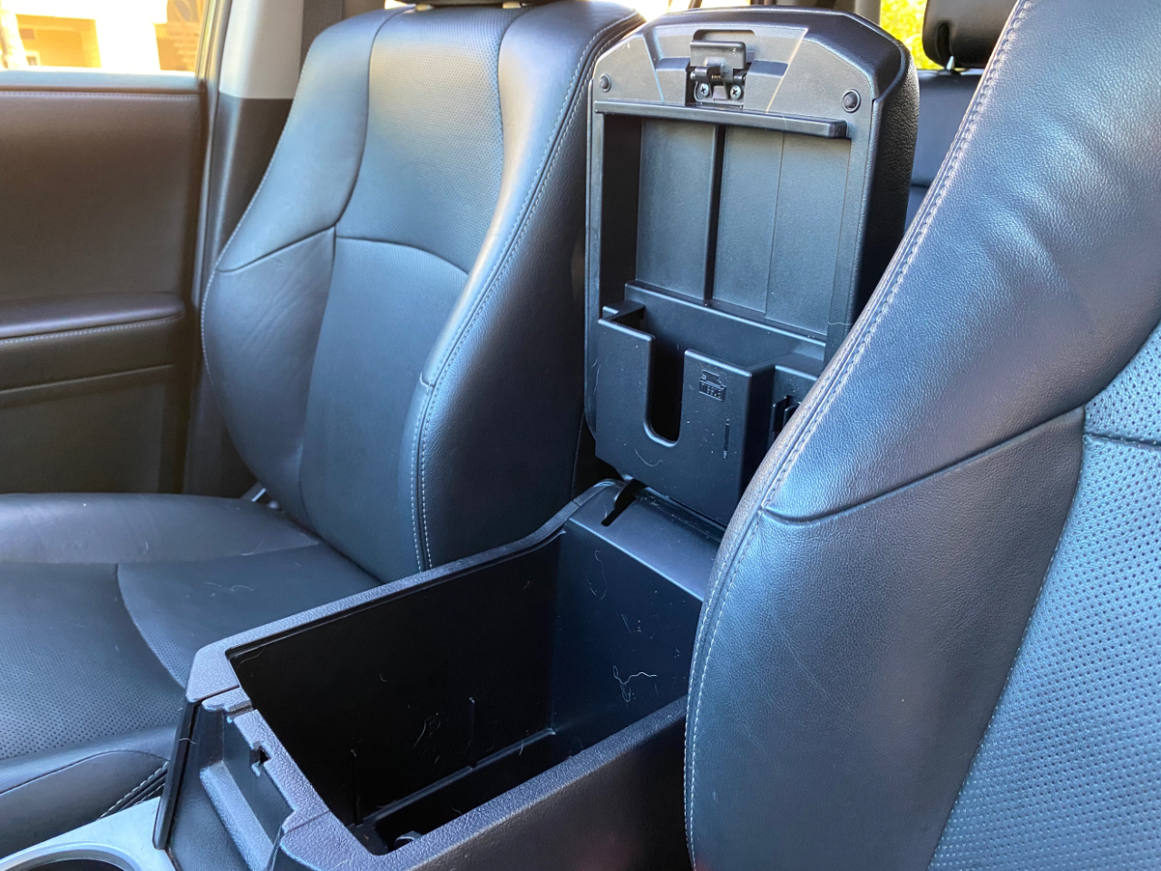 Toyota 4Runner Limited V6 2WD 2015