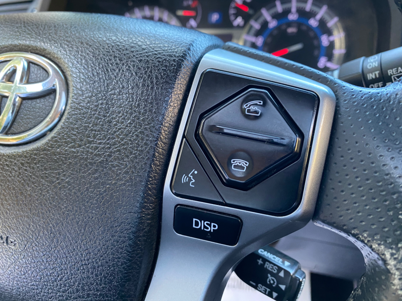 Toyota 4Runner Limited V6 2WD 2015