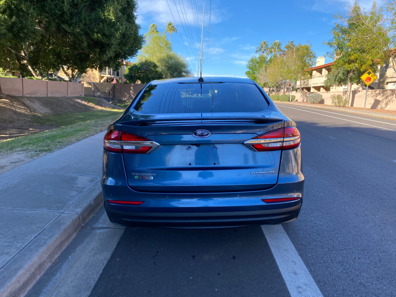 Ford Fusion Energi Titanium FWD 2019