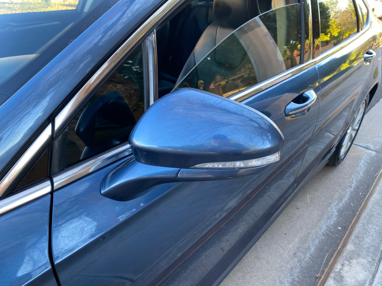 Ford Fusion Energi Titanium FWD 2019