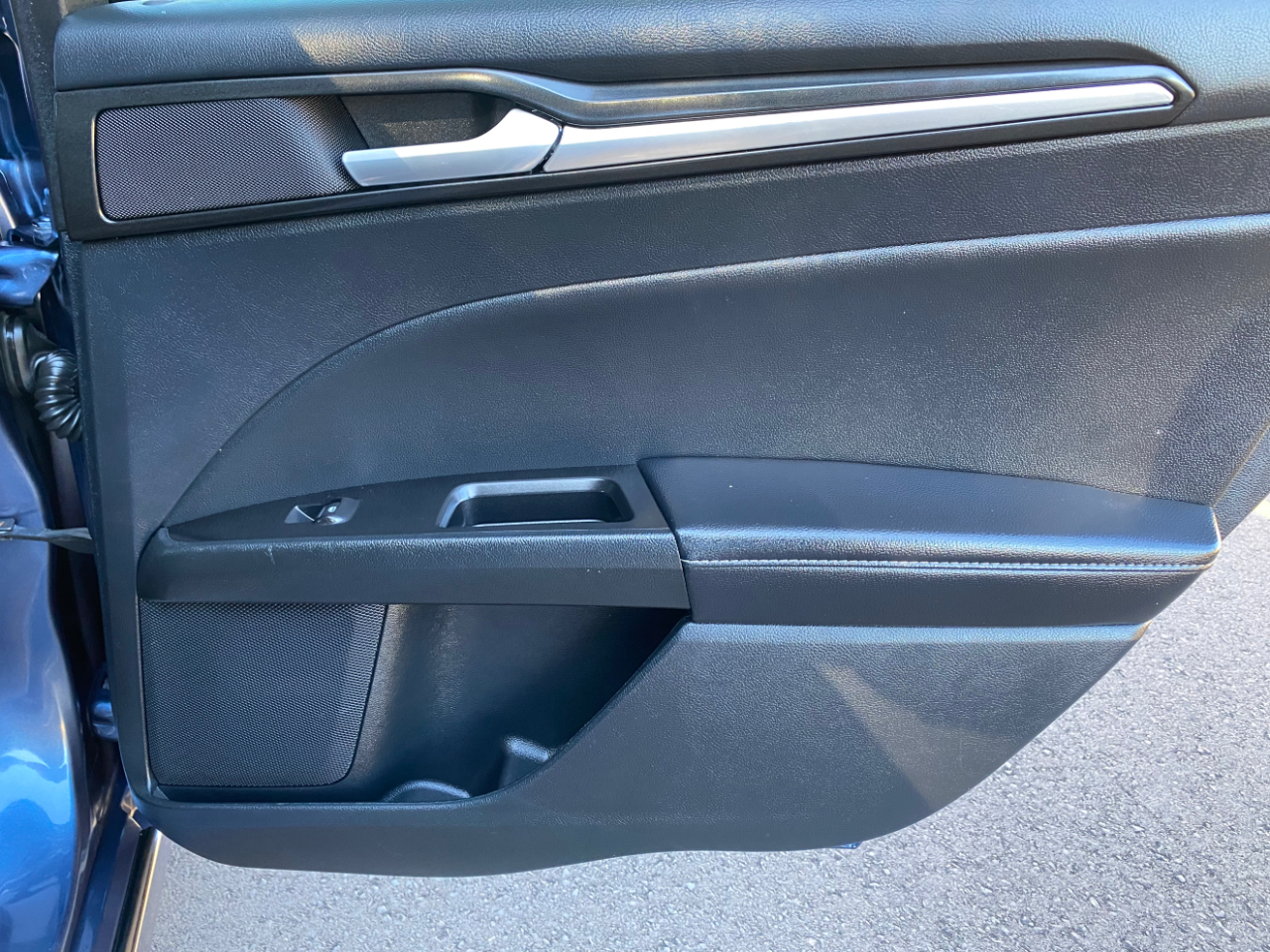 Ford Fusion Energi Titanium FWD 2019