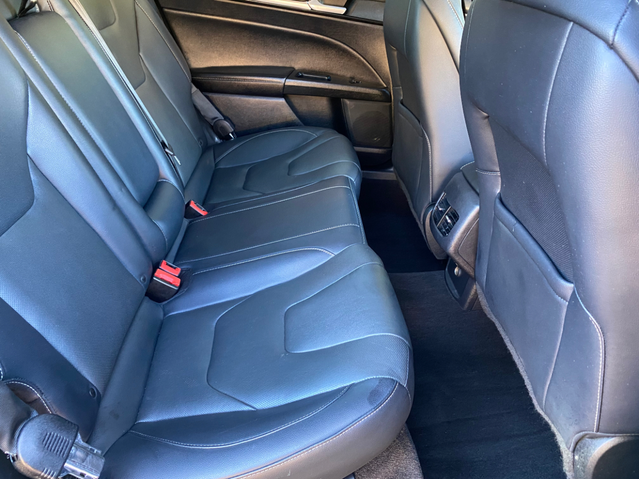 Ford Fusion Energi Titanium FWD 2019