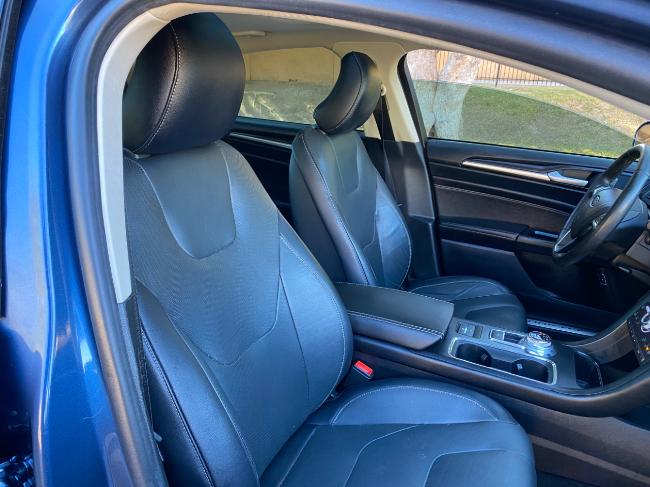 Ford Fusion Energi Titanium FWD 2019