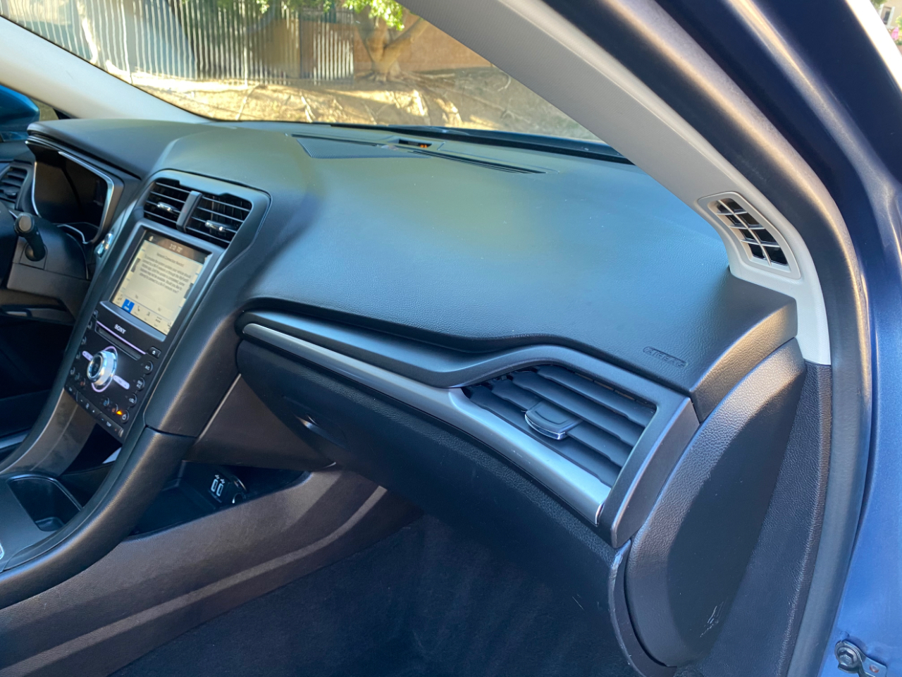 Ford Fusion Energi Titanium FWD 2019