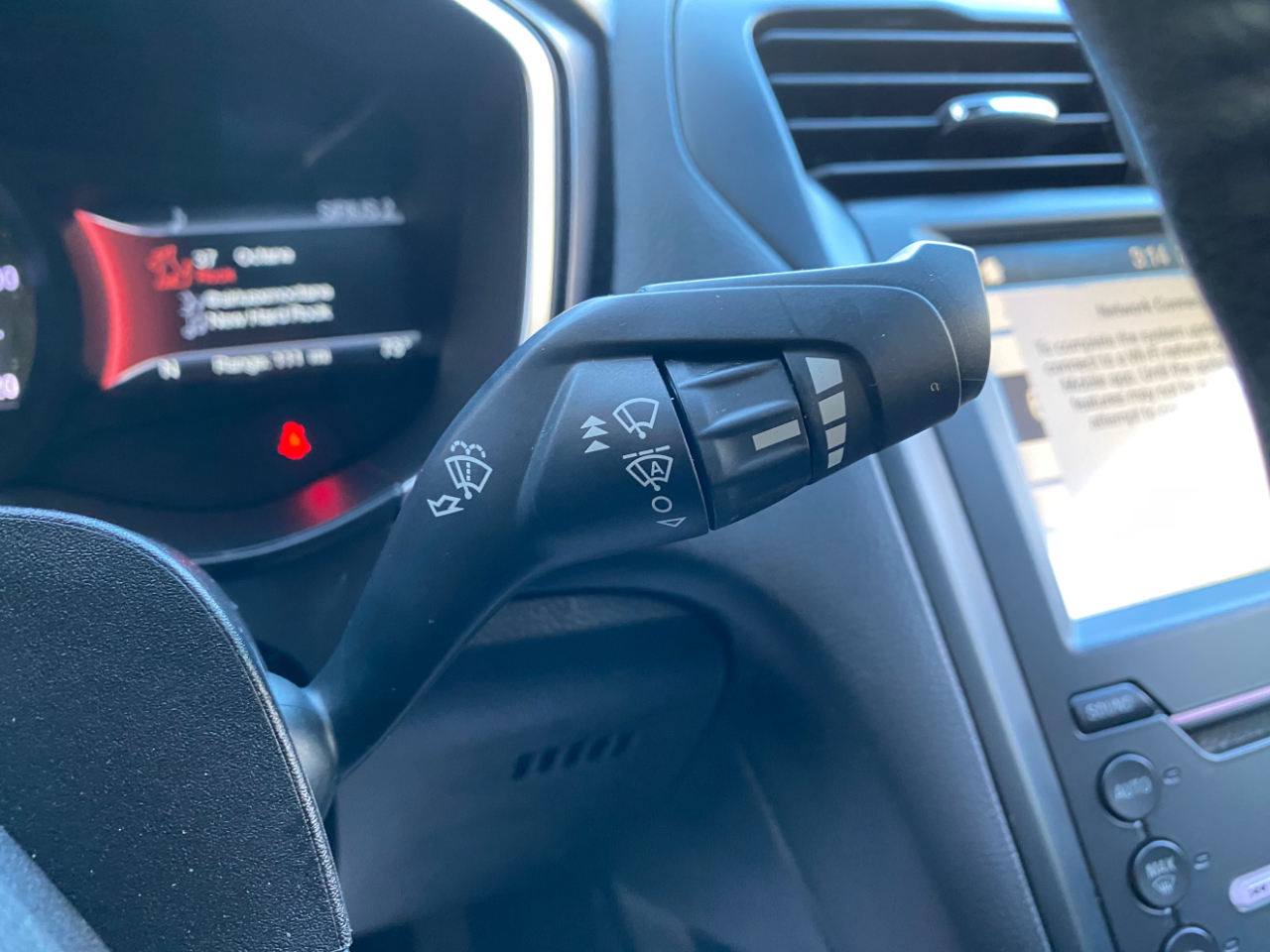 Ford Fusion Energi Titanium FWD 2019