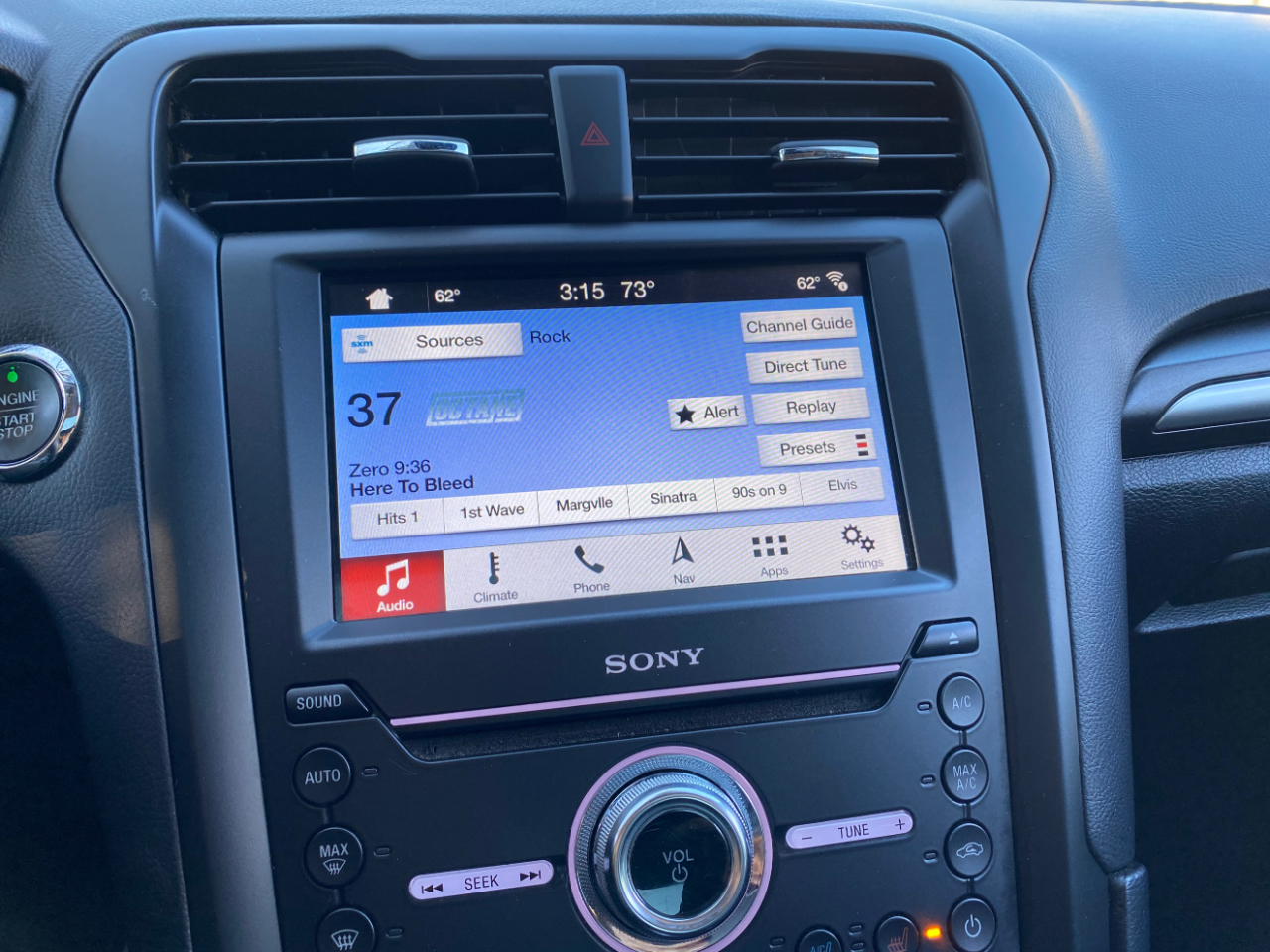 Ford Fusion Energi Titanium FWD 2019