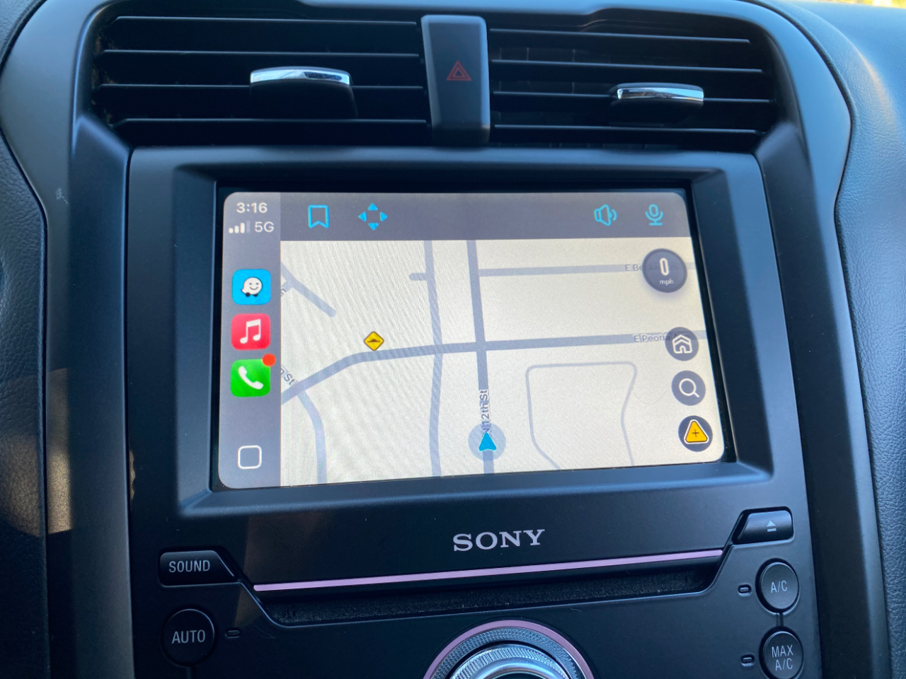 Ford Fusion Energi Titanium FWD 2019