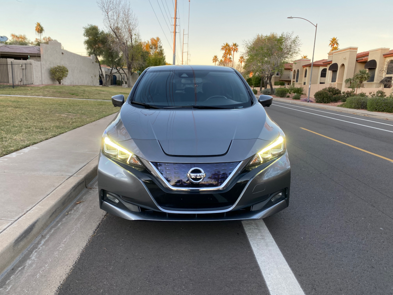 Nissan Leaf SV Hatchback 2021